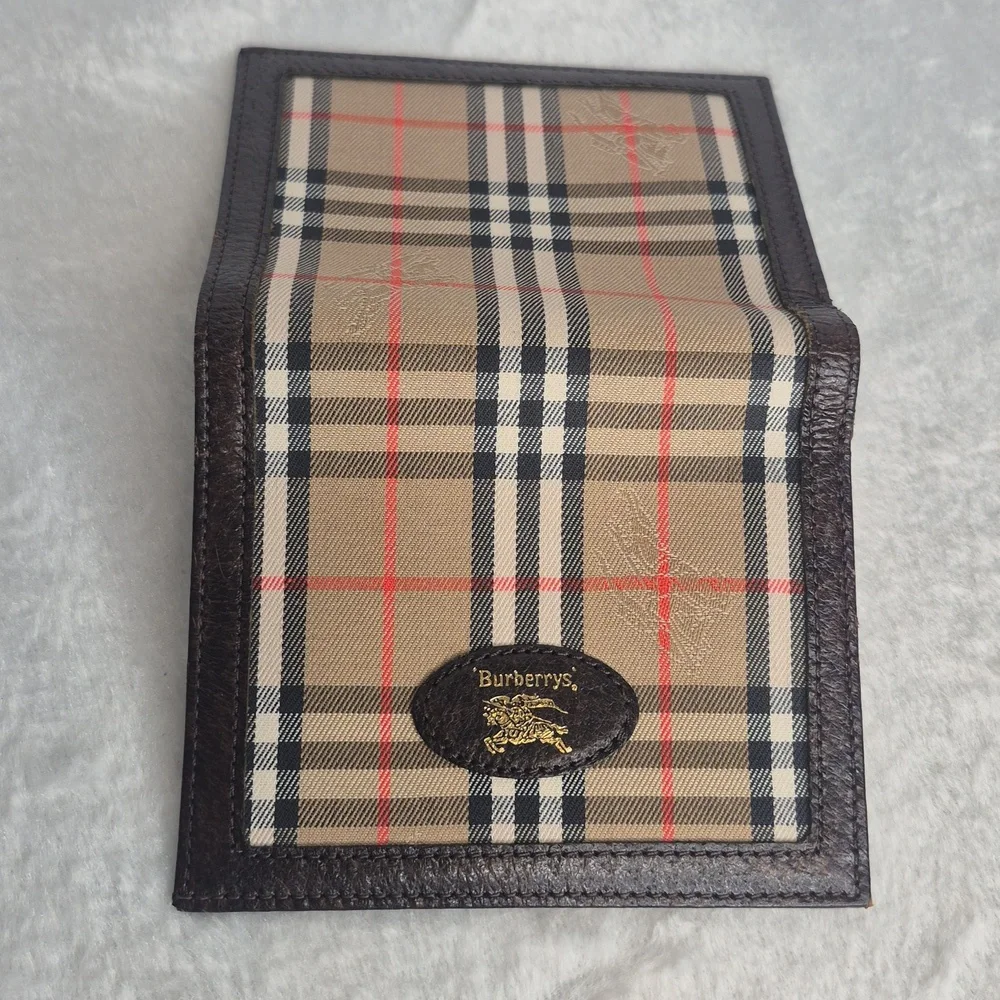 Burberrys Novacheck Wallet UNISEX